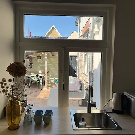 펜션 Froukje Aan Zee 잔드보르트